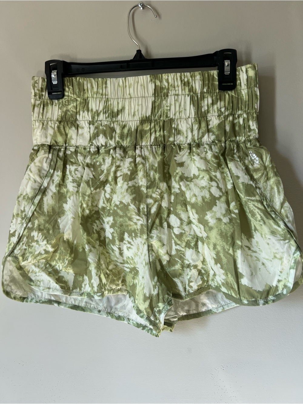 Free People Movement shorts L